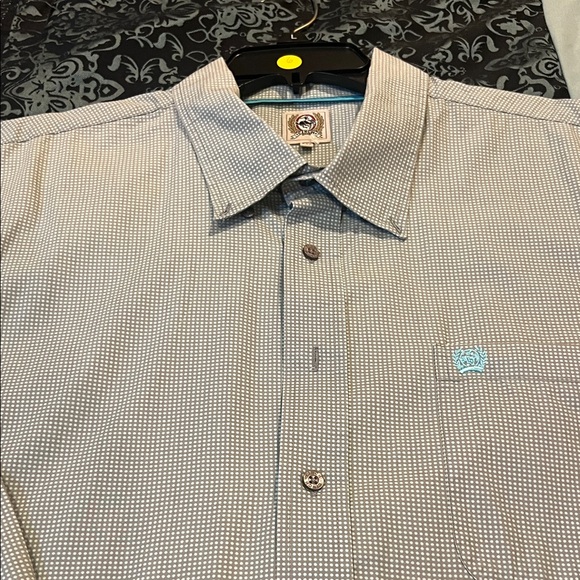 CINCH Men's Beige and Blue Button-Up Shirt - Picture 3 of 10